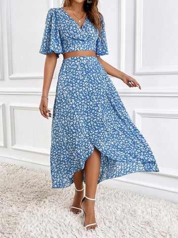 Frenchy Allover Print Butterfly Sleeve Crop Top & Wrap Hem Skirt