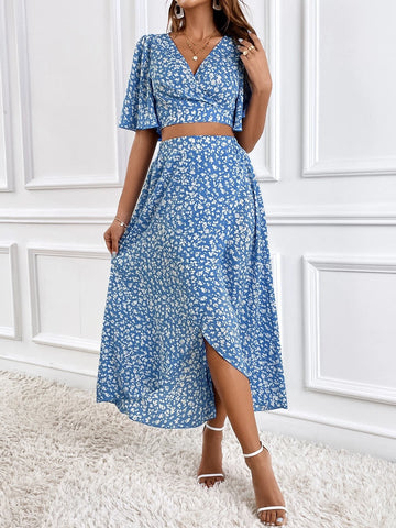Frenchy Allover Print Butterfly Sleeve Crop Top & Wrap Hem Skirt