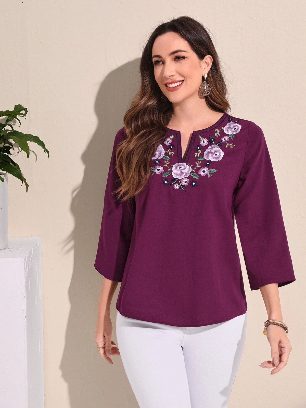 EMERY ROSE Floral Embroidery Notched Neckline Blouse