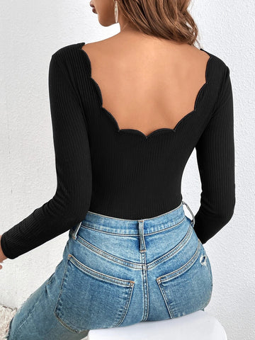 Scallop Trim Ribbed Knit Tee