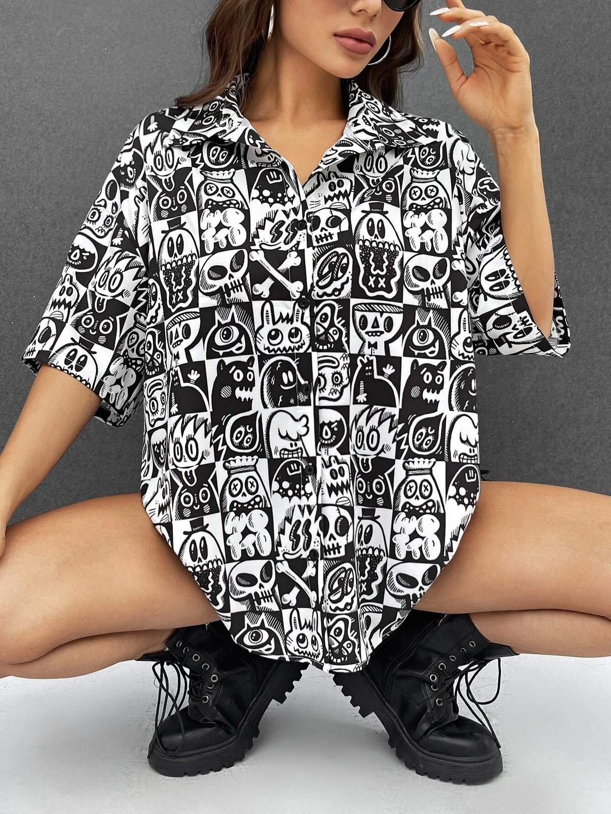 Skull & Cartoon Graphic Drop Shoulder Shirt
