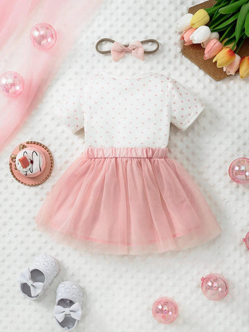 Baby Polka Dot Letter Graphic Bodysuit & Bow Front Mesh Skirt & Headband