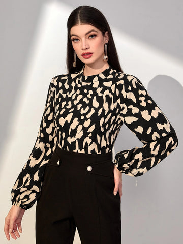 Allover Print Lantern Sleeve Blouse