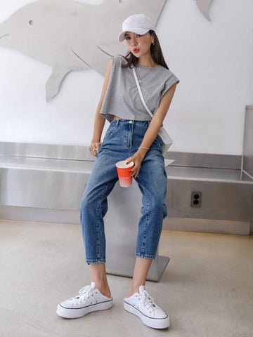 DAZY High Rise Crop Mom Jeans