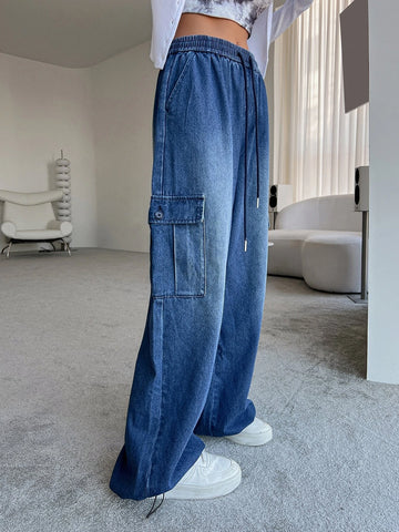 DAZY Elastic Waist Flap Pocket Cargo Jeans