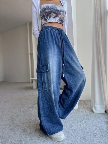 DAZY Elastic Waist Flap Pocket Cargo Jeans
