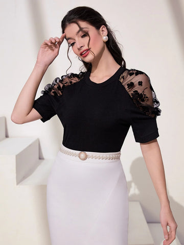 Contrast Mesh Raglan Sleeve Tee