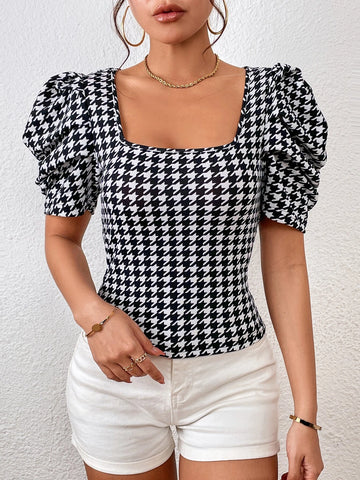 Houndstooth Print Puff Sleeve Square Neck Tee