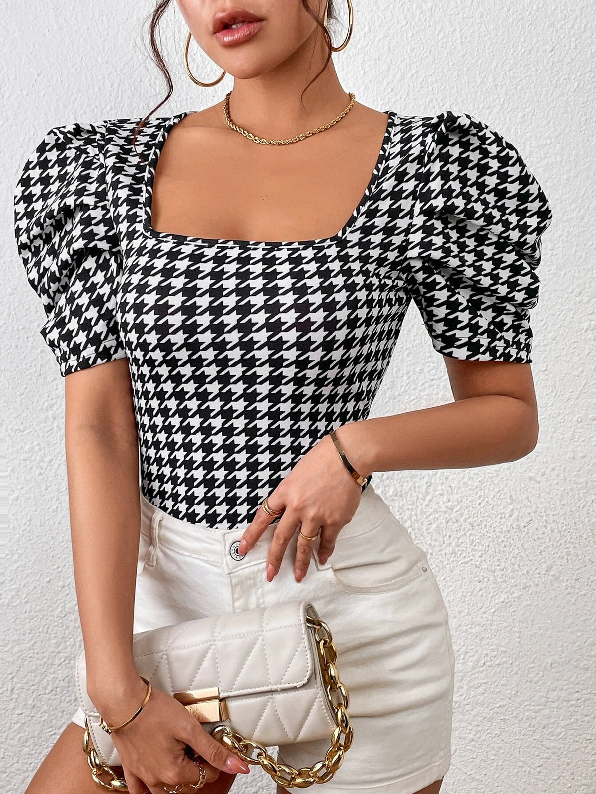 Houndstooth Print Puff Sleeve Square Neck Tee