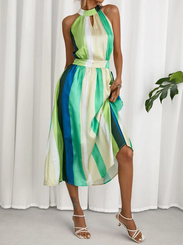 Colorblock Keyhole Neckline Halter A-line Dress