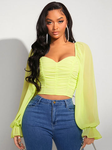 SXY Sweetheart Neck Flounce Sleeve Ruched Crop Blouse