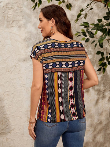 EMERY ROSE Geo Print Batwing Sleeve Blouse