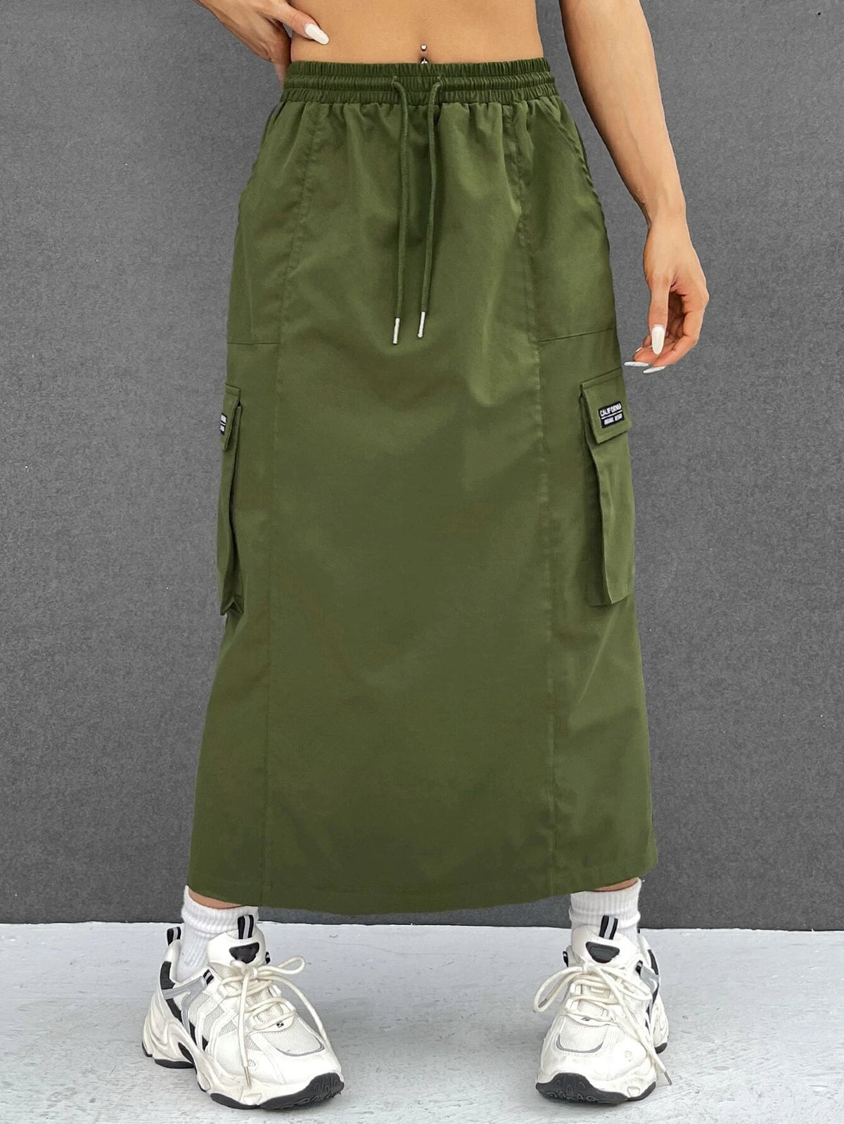 EZwear Letter Patched Detail Drawstring Waist Flap Pocket Cargo Skirt