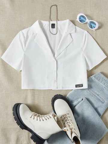 Letter Patched Detail Lapel Neck Crop Shirt