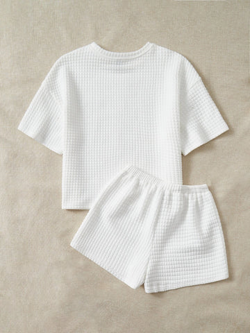 EZwear Patched Detail Drop Shoulder Tee & Shorts
