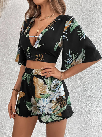 Tropical Print Cut Out Crop Top & Shorts