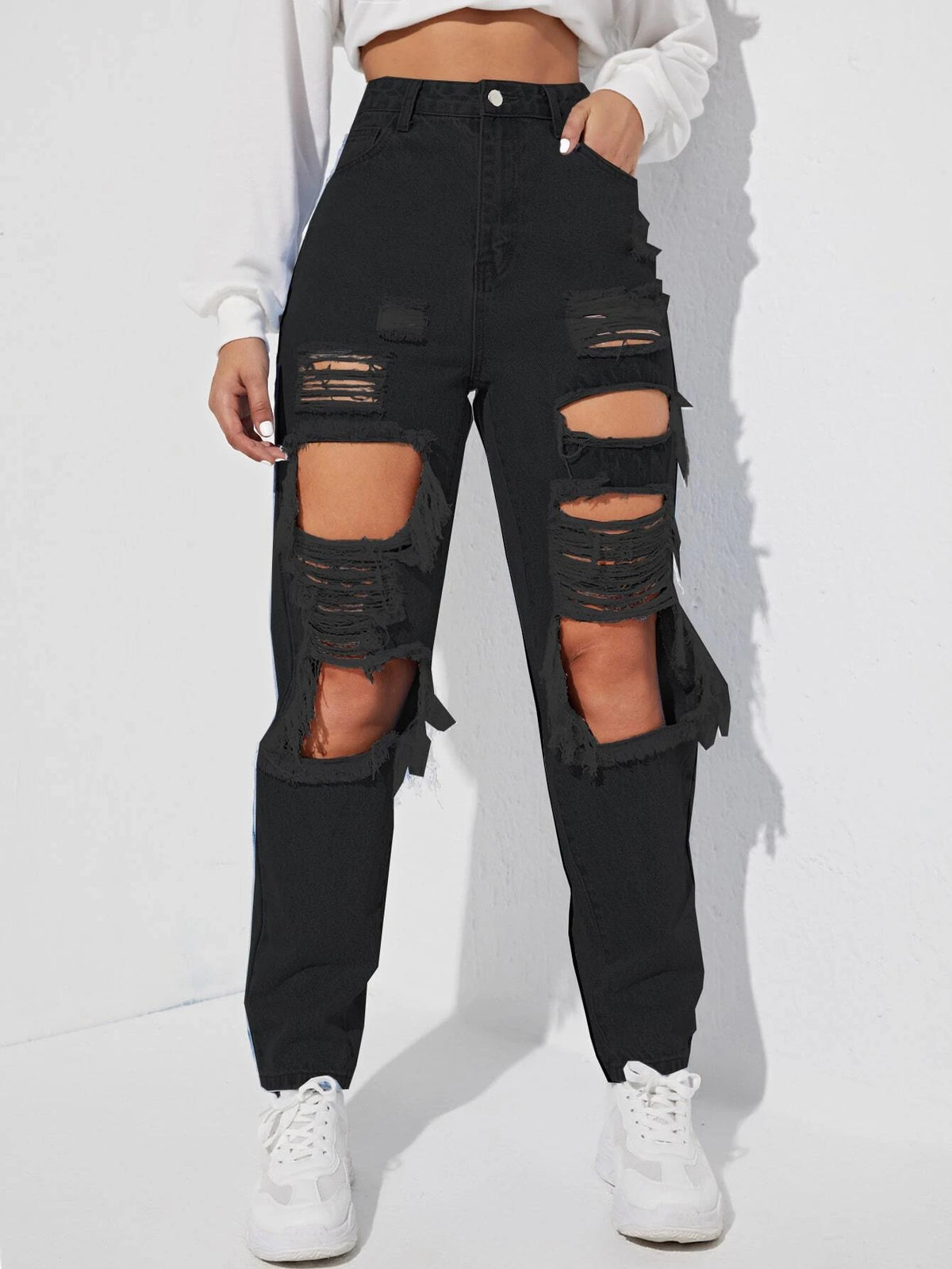 Cut Out Ripped Frayed Carrot Jeans