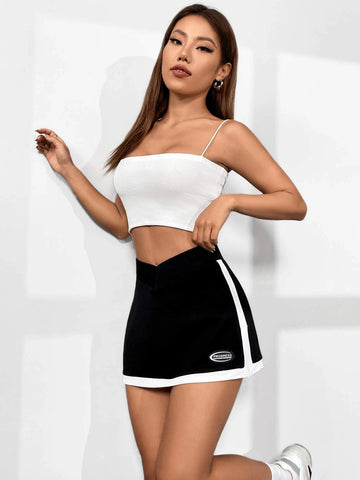 EZwear Letter Patched Detail Contrast Trim Skirt