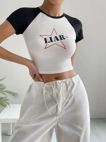 EZwear Letter Graphic Contrast Raglan Sleeve Crop Tee