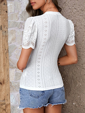 EMERY ROSE Eyelet Embroidery Scallop Trim Tee