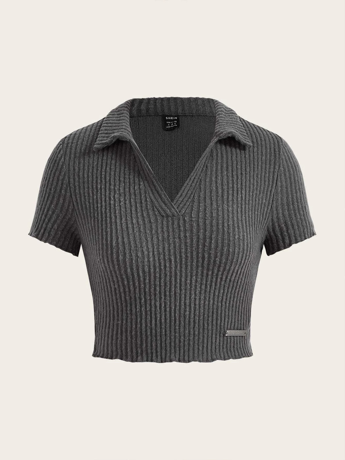 EZwear Letter Patched Detail Crop Tee