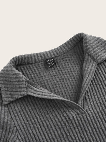 EZwear Letter Patched Detail Crop Tee