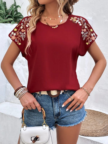 EMERY ROSE Floral Embroidery Batwing Sleeve Blouse