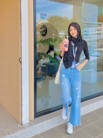 Ripped Raw Cut Baggy Jeans