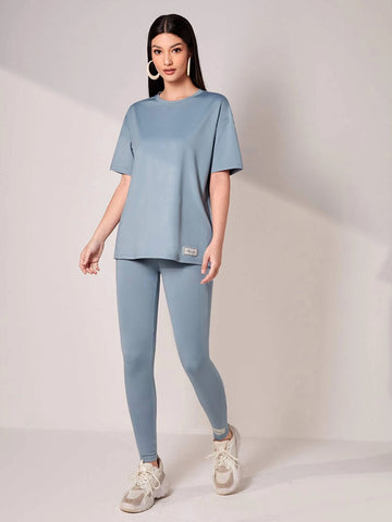 Solid Drop Shoulder Tee & Letter Patched Detail Leggings