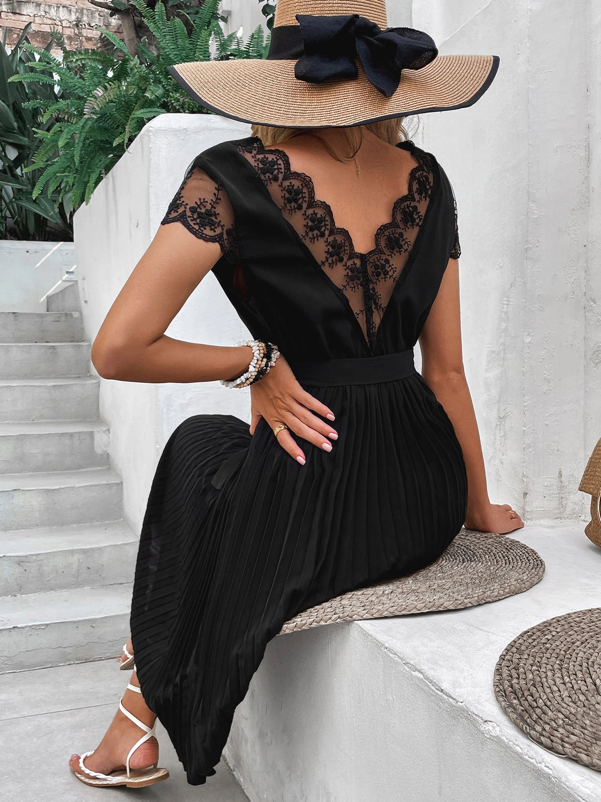 Contrast Lace Pleated Hem Dress