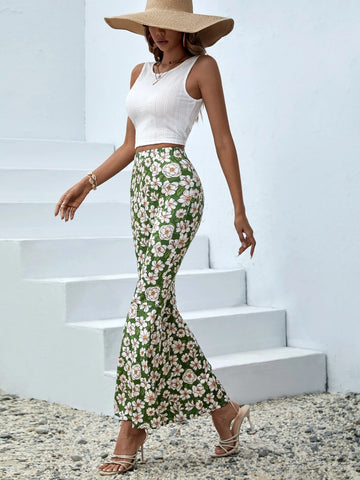 Solid Tank Top & Floral Print Flare Leg Pants