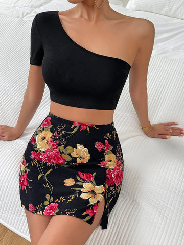 One Shoulder Crop Top & Floral Print Split Hem Skirt