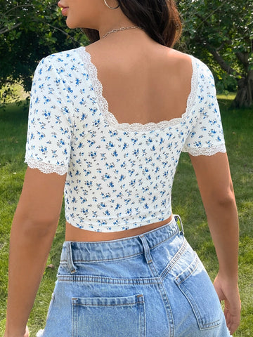 EZwear Ditsy Floral Print Lace Trim Crop Tee