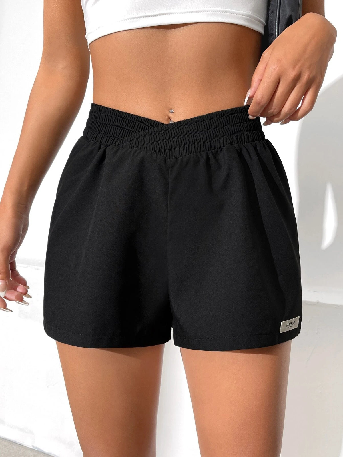 EZwear Letter Patched Detail Shorts