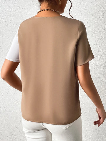 EMERY ROSE Two Tone Criss Cross Front Blouse