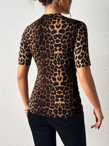 EMERY ROSE Leopard Print Surplice Neck Tee