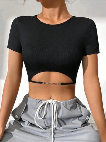 EZwear Chain Detail Cut Out Front Crop Tee