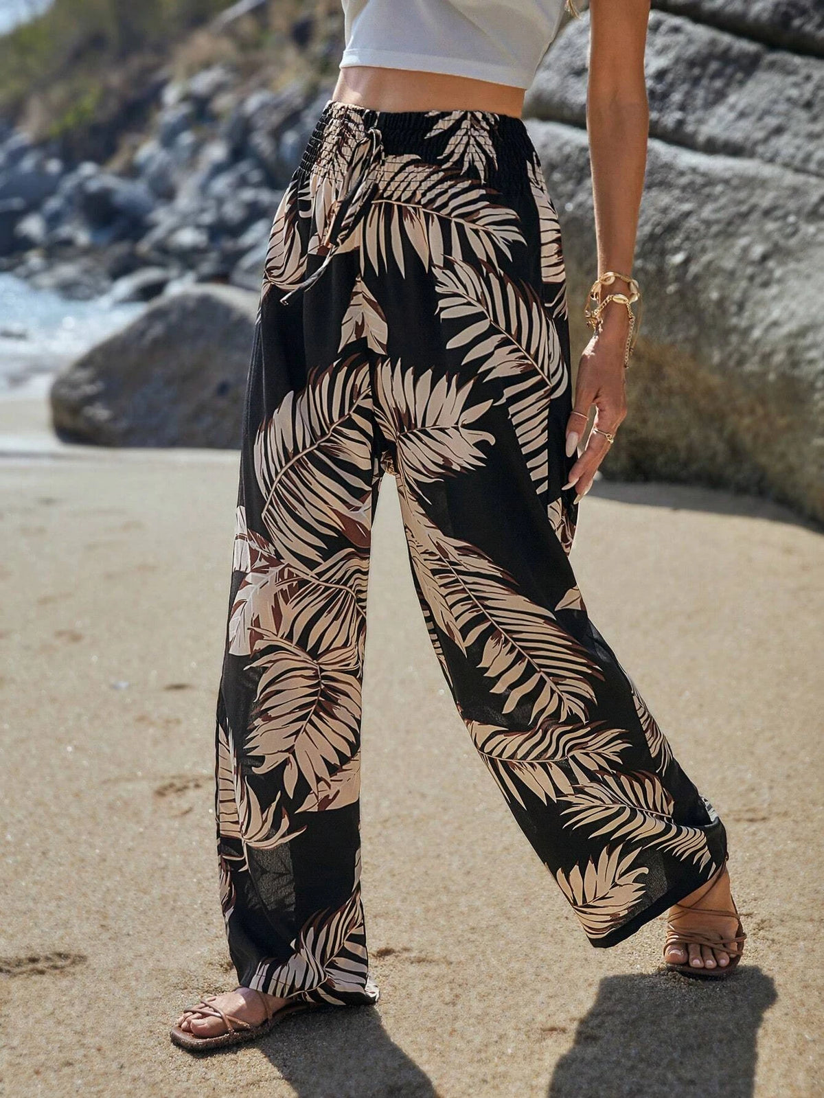 Tropical Print Wide Leg Tie Front Pants