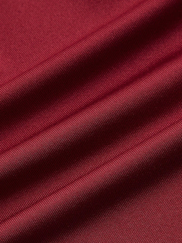 ICON Figure & Letter Graphic Raglan Sleeve Crop Tee