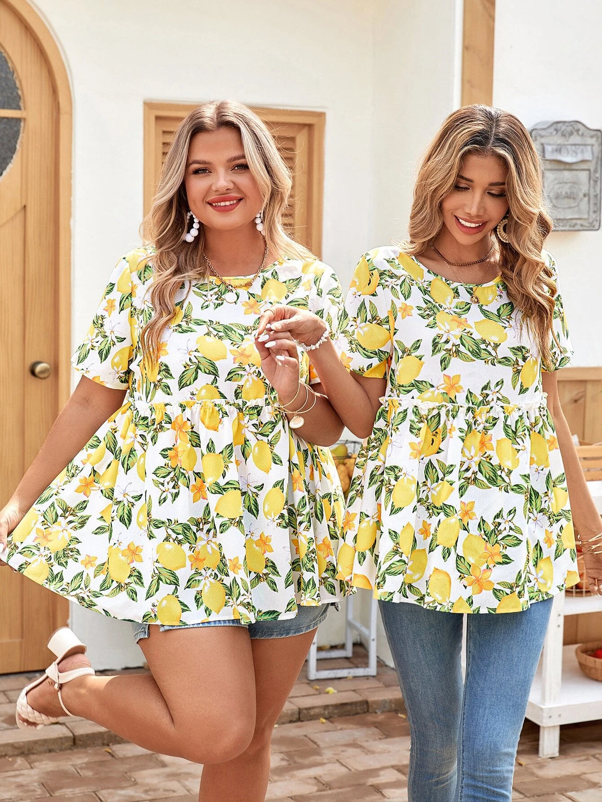 EMERY ROSE 1pc Lemon Print Ruffle Hem Blouse