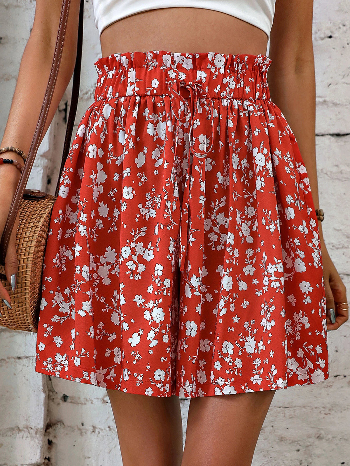 Ditsy Floral Print Paperbag Waist Tie Front Wide Leg Shorts