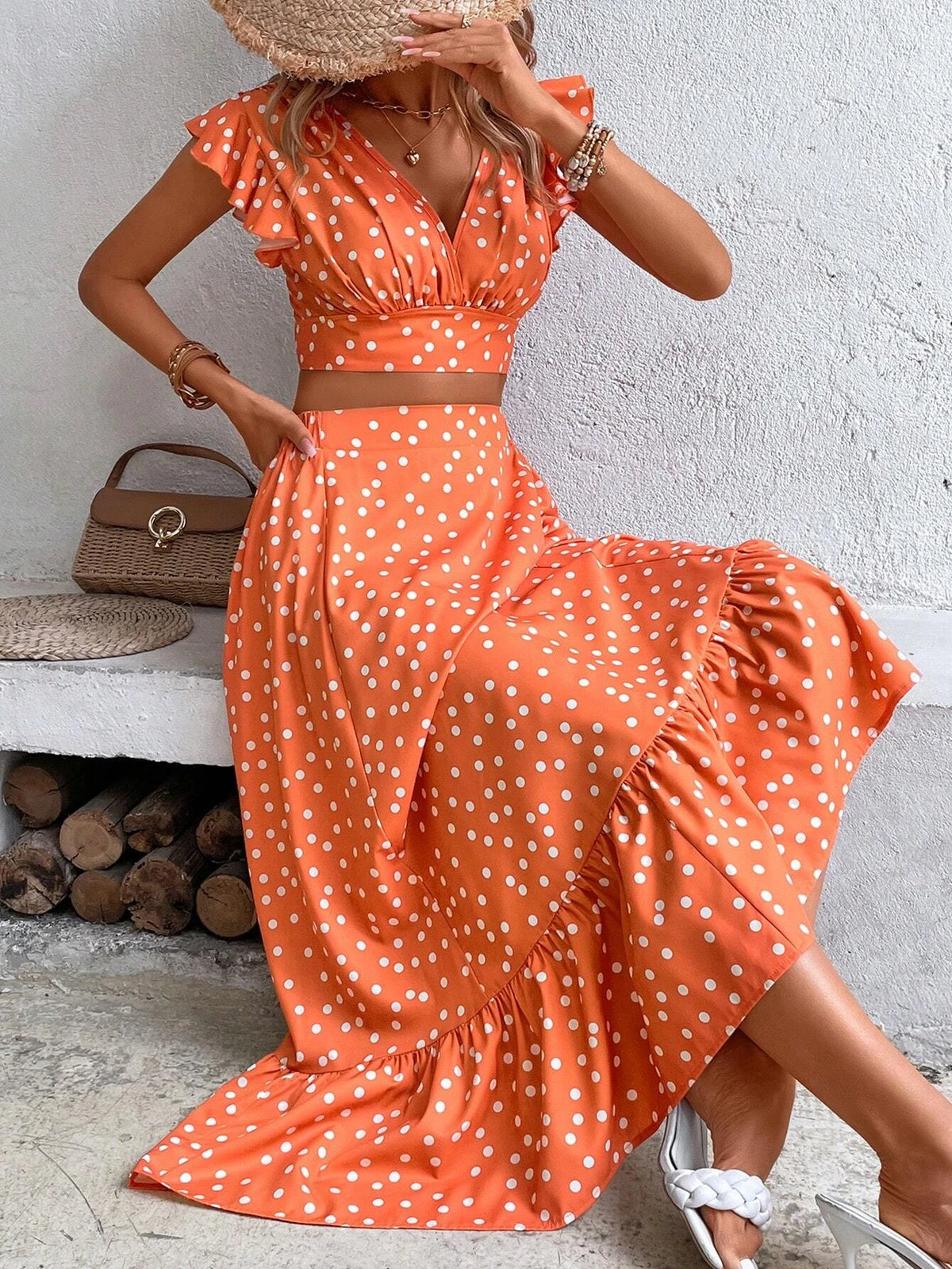 Polka Dot Print Butterfly Sleeve Crop Top & Ruffle Hem Skirt