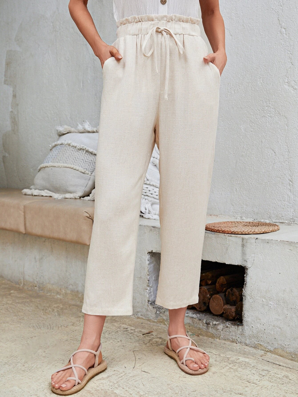 EMERY ROSE Paperbag Waist Drawstring Front Cropped Pants