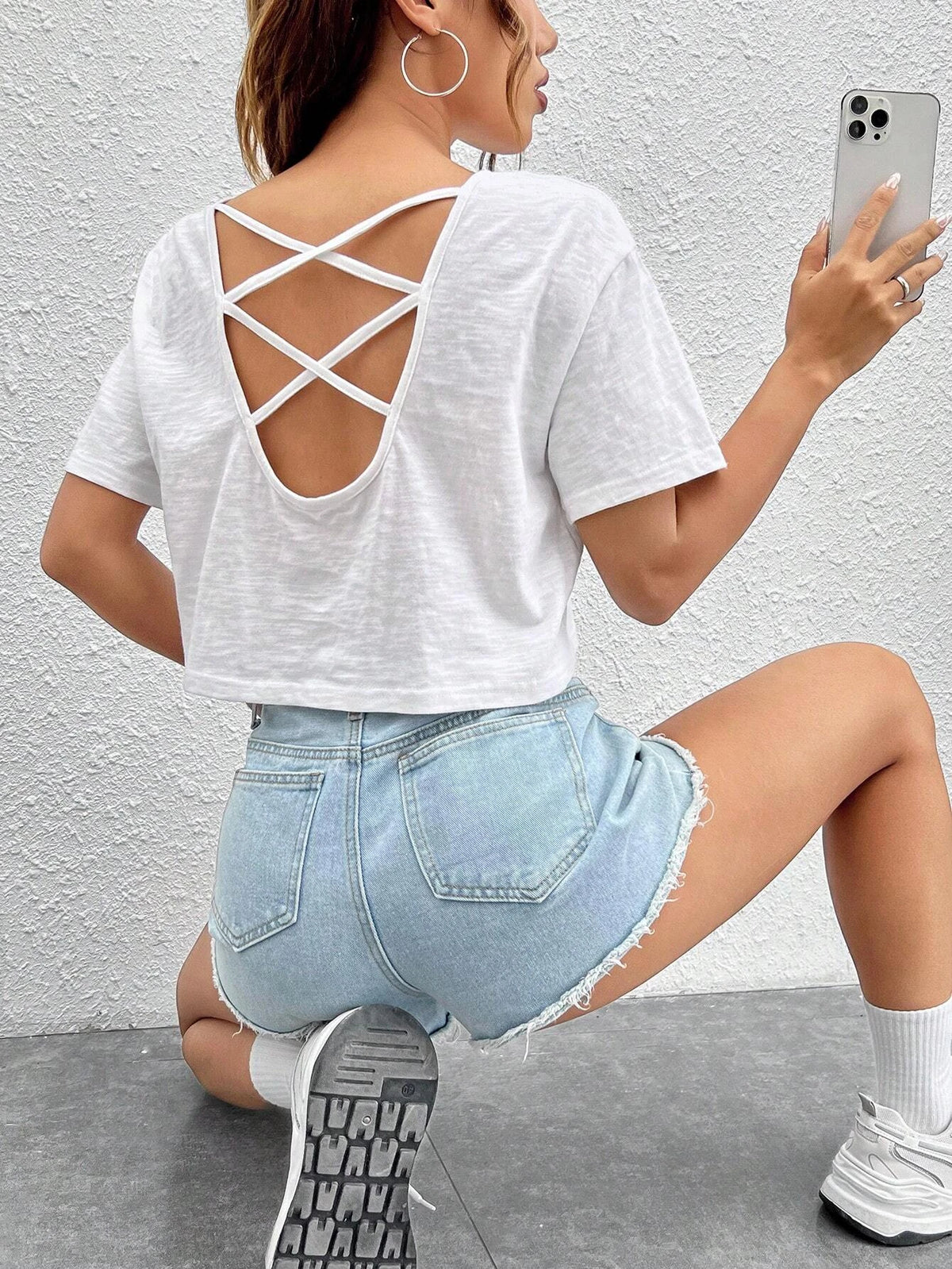 Solid Criss Cross Backless Crop Tee