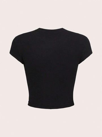 ICON Figure Graphic Crop Tee