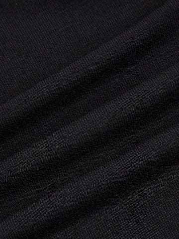 ICON Figure Graphic Crop Tee