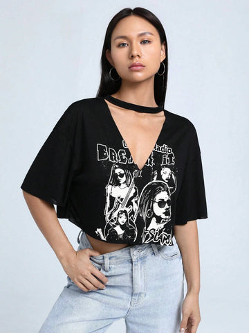 EZwear Figure & Letter Graphic Choker Neck Drop Shoulder Tee