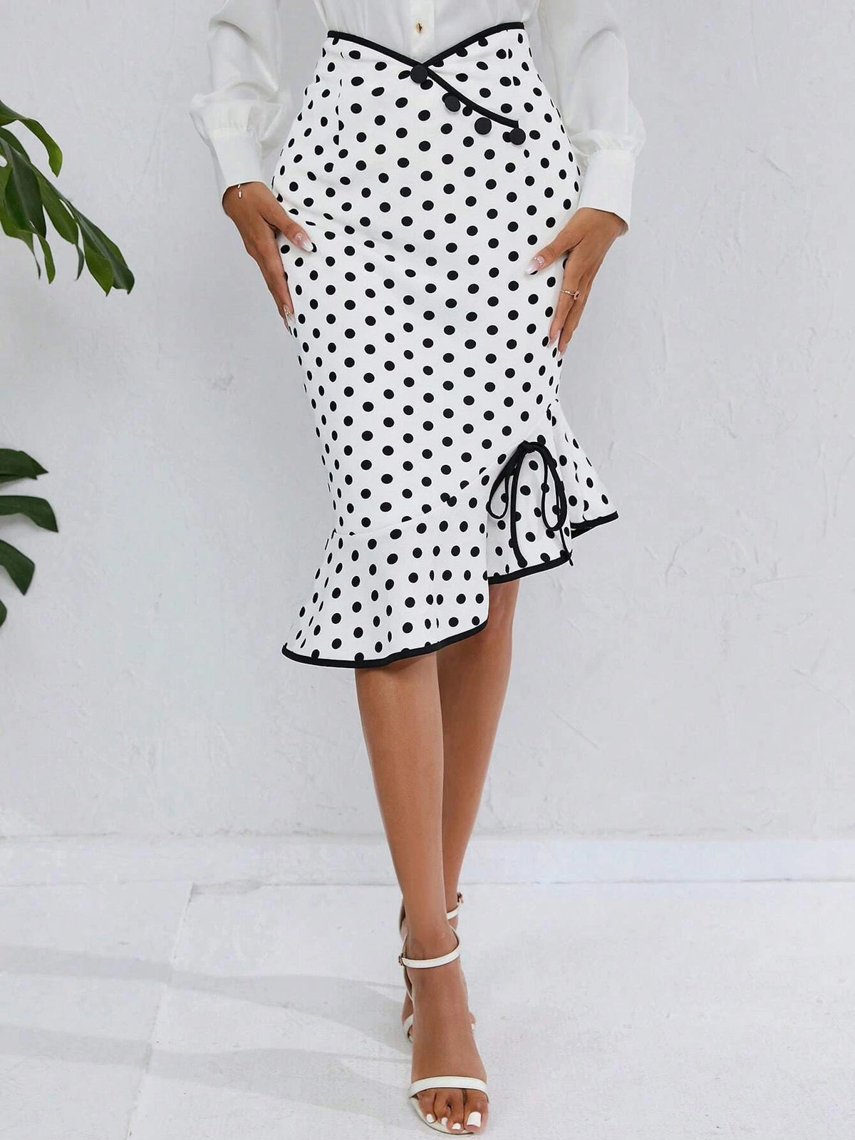 Unity Polka Dot Contrast Binding Knot Side Ruffle Hem Skirt