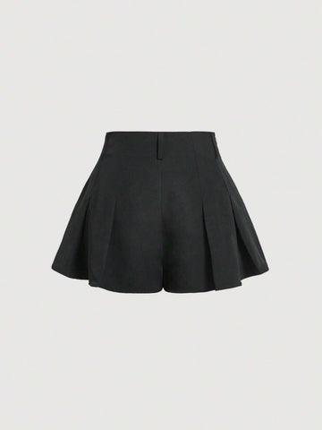 MOD Solid Pleated Wide Leg Shorts