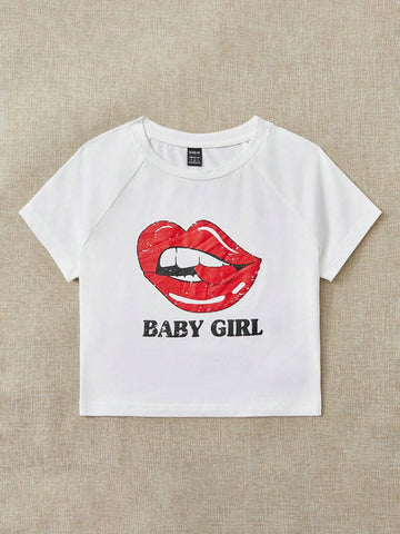 EZwear Lip & Letter Graphic Raglan Sleeve Crop Tee